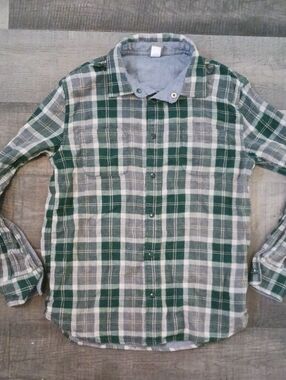 Boys Green & Gray Plaid Button-Down Shirt